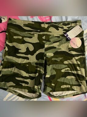Love Shorts Size 2X